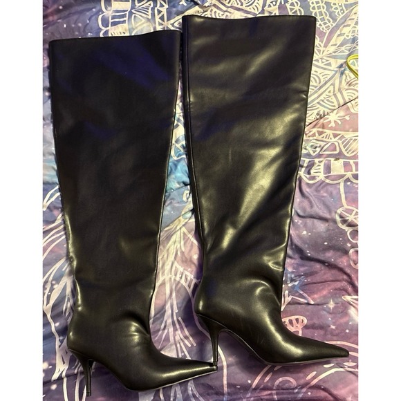 NEW Women's Black Faux Leather Thigh High Pointed Toe Low Stiletto Boots 6.5 - Picture 1 of 6